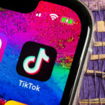 Instagram Reels vs. TikTok: Adapting to social media platforms