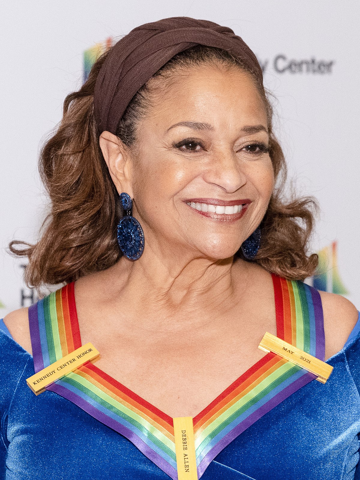 Debbie_Allen_2021_Kennedy_Center_Honors_(cropped)